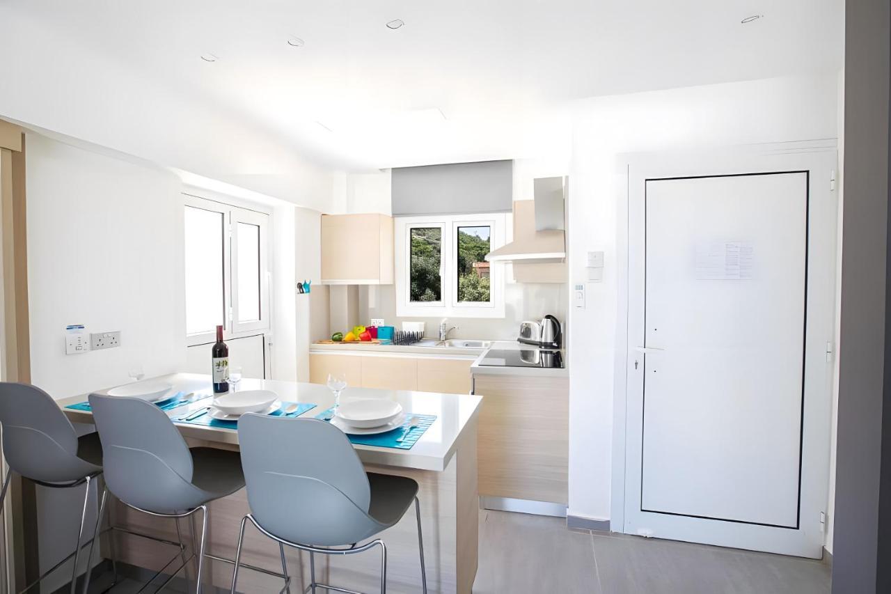 Evas Apartment Протарас Экстерьер фото